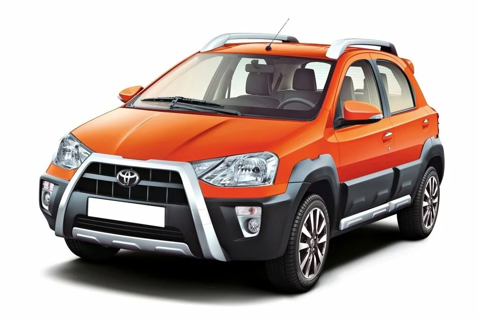 Toyota Etios Cross Orange